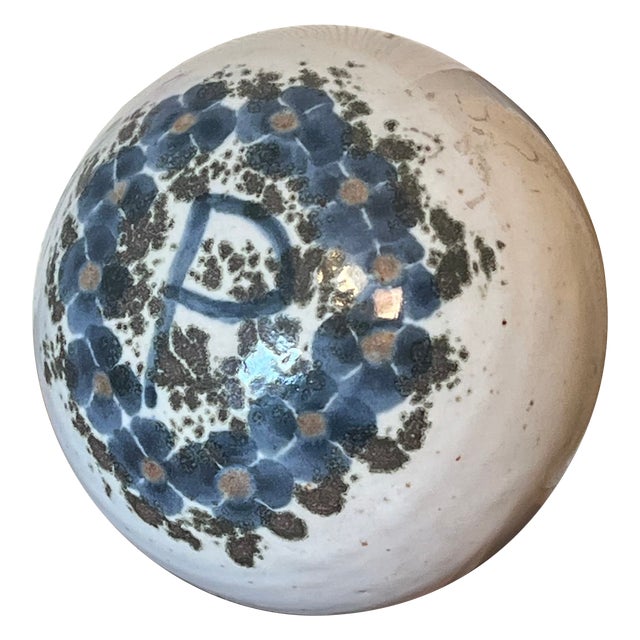 1970s Vintage Handmade Mid Century Modern Style Paper Weight Sculpture With Floral Motif For Sale