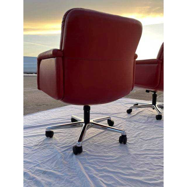 Keilhauer Furniture Mid-Century Modern Red Leather Executive Chair From Keilhauer For Sale - Image 4 of 13