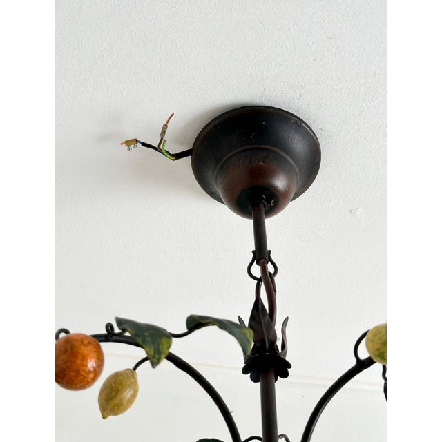 French Tole 5-Light Chandelier with Lemons and Tangerines by J. P. Ryckaert, 1985-1995 For Sale - Image 6 of 15