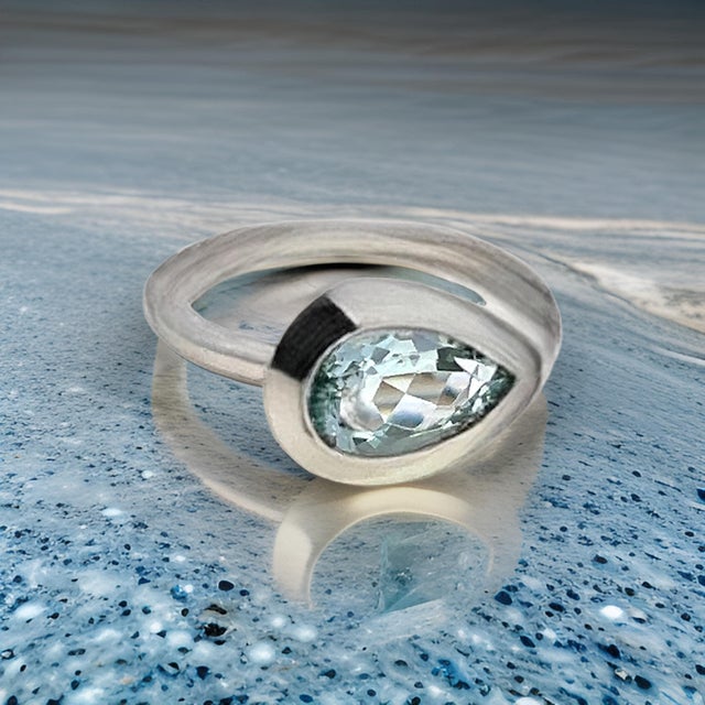 Traditional Natural Solitaire Aquamarine Ring Size 6.5 14k W Gold 1.60 Cts Certified For Sale - Image 3 of 10
