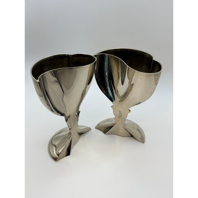 Postmodern Vintage Hordon Silverplate Interlocking Heart Toasting Goblets – Pair For Sale - Image 3 of 6