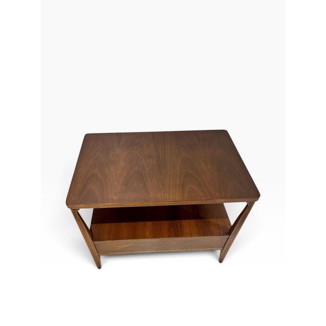 Brown Broyhill Saga Collection 1960’s - Restored Vintage Mid-Century Modern Walnut Two-Tier Broyhill Saga End Table With Drawer & Original Hardware - Rare For Sale - Image 8 of 12