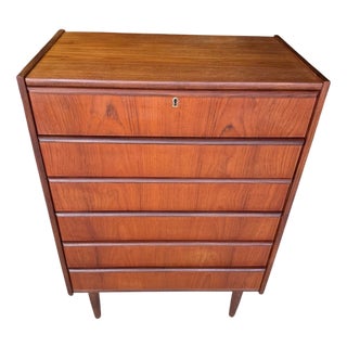 Mid-Century Danish Chest of Drawers in Teak For Sale