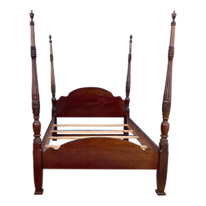 Queen Size Basset Poster Bed