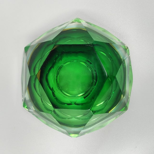 Glass Large Green and Yellow Ashtray by Flavio Poli for Seguso, 1960s For Sale - Image 7 of 8