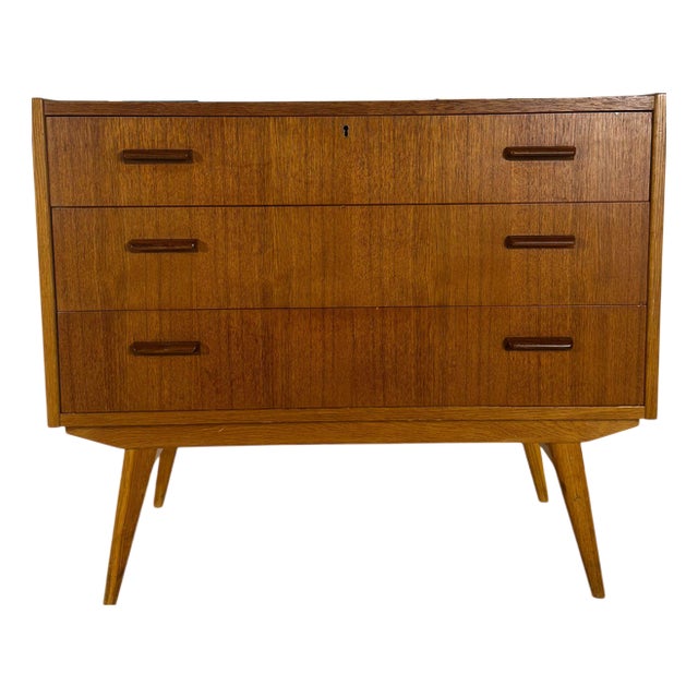 Vintage Danish Teak Chest of Drawers For Sale