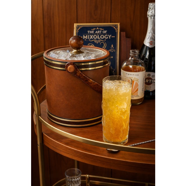 Vintage Libbey “La Femme” Highball Glasses – Set of 12 Sculptural Mid-Century Cocktail Glasses For Sale In Phoenix - Image 6 of 6