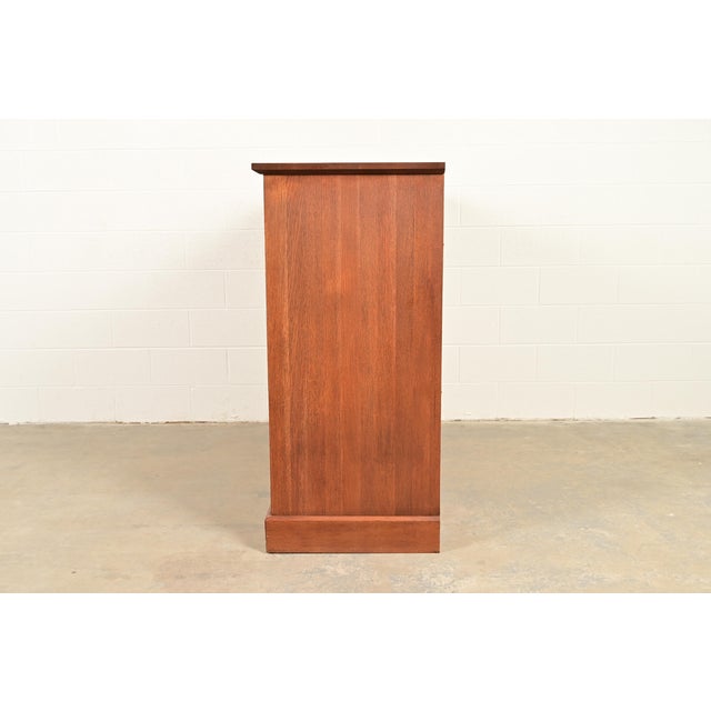 Stickley Mission Oak Arts & Crafts Media Cabinet For Sale - Image 12 of 14