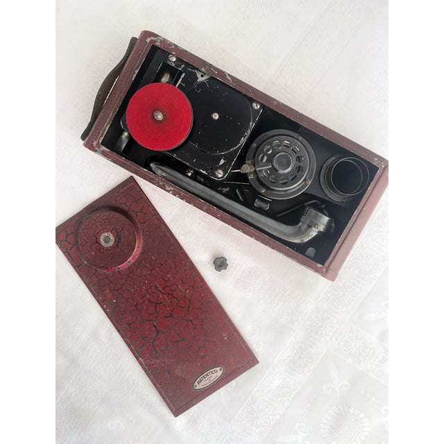1930s Thorens Excelda Portable Gramophone, Original Columbia Needles & 10 Shellac Records For Sale - Image 9 of 14