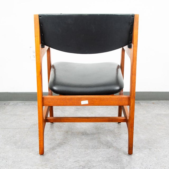Mid Century Modern Lounge Chair Walnut Arms Black Office Armchair Gunlocke Attributed MCM For Sale In Sacramento - Image 6 of 11