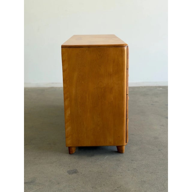1960s Heywood-Wakefield "Encore" 8-Drawer Lowboy Dresser, Attributed For Sale - Image 9 of 14