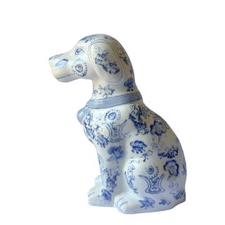 Vintage Blue and White Chinoiserie Staffordshire Style Dog Figurine For Sale
