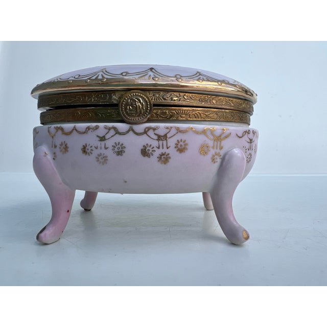 Victorian Vintage Victorian Footed Porcelain Jewelry/Trinket Box For Sale - Image 3 of 5