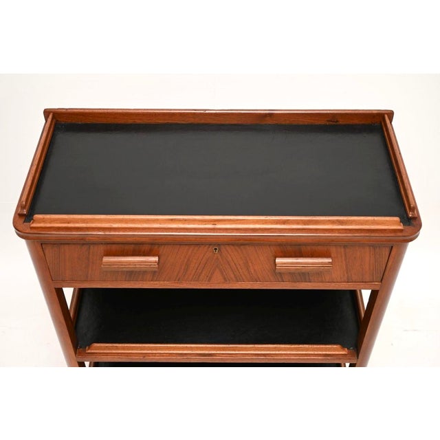 Art Deco Walnut and Leather Bookcase from Waring and Gillows, 1930 For Sale - Image 6 of 9