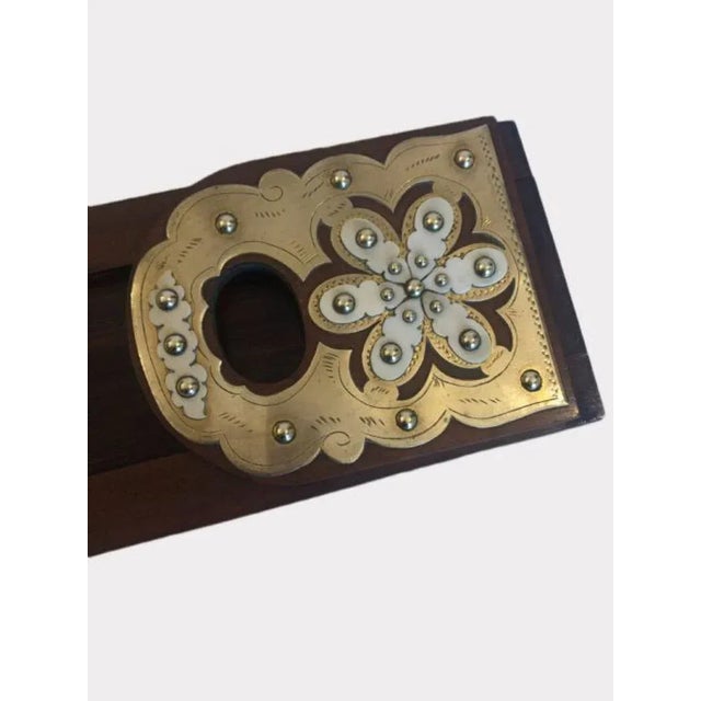 Mid 19th Century Antique Victorian Walnut and Brass Mounted Sliding Bookends, 1860 For Sale - Image 5 of 6