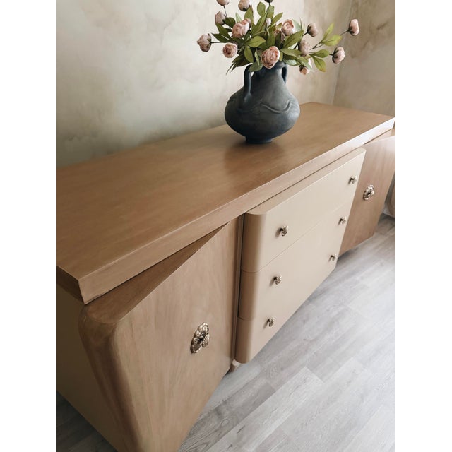 1950s Organic Modern Art Deco/Mid Century Sideboard Buffet-Dresser For Sale In New York - Image 6 of 18