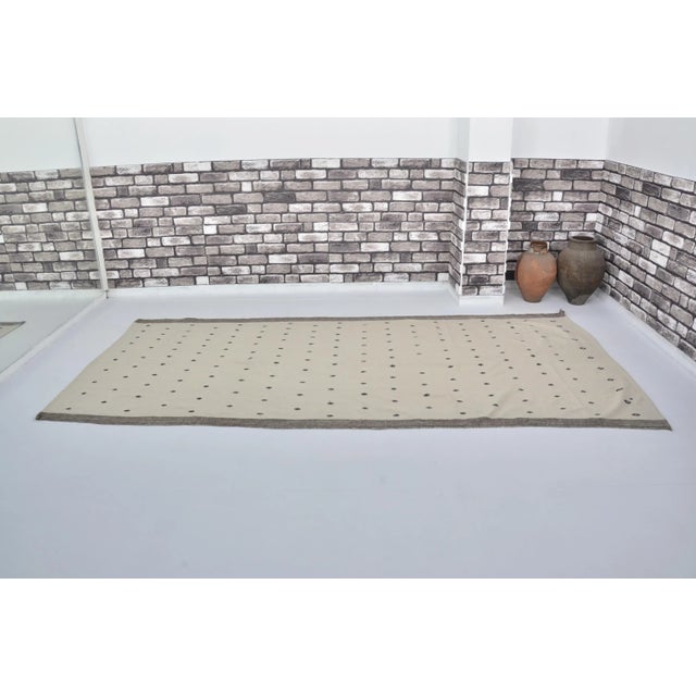 1960s Hand Knotted Traditional Kilim Rug For Sale - Image 11 of 11