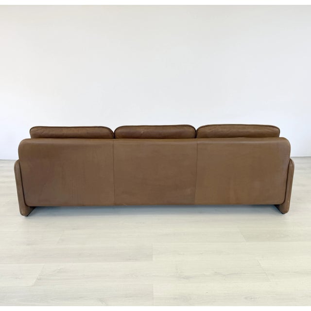 De Sede De Sede Ds61 Leather Three-Seat Sofa, 1960s For Sale - Image 4 of 18