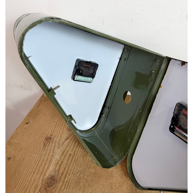 Vintage Green Ships Double-Sided Wall Clock from SEIKO, 1970s For Sale - Image 17 of 18