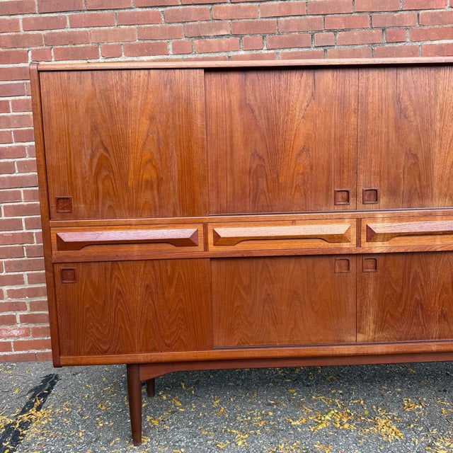 Johannes Andersen 1960s Johannes Andersen Danish Modern Teak Highboard Cabinet, Attributed For Sale - Image 4 of 12