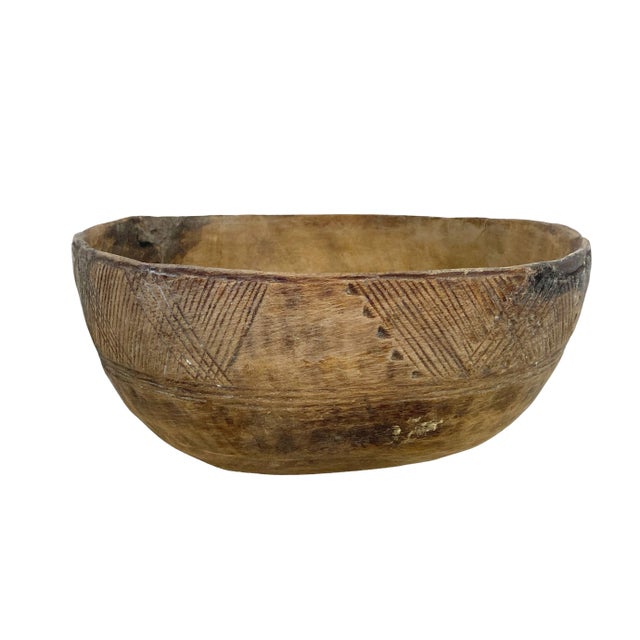 Wood Vintage African Hausa Engraved Wooden Bowl From Niger 11" Diameter For Sale - Image 7 of 8