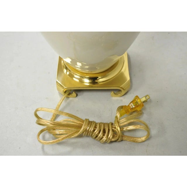 Vintage Lenox Porcelain and Brass Cream Jardinierie Decorated Table Lamp For Sale - Image 9 of 11