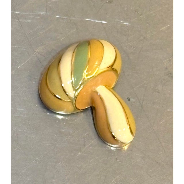Mid-Century Modern 1960s-70s Gold Tone Pastel Mushroom Brooch For Sale - Image 3 of 4