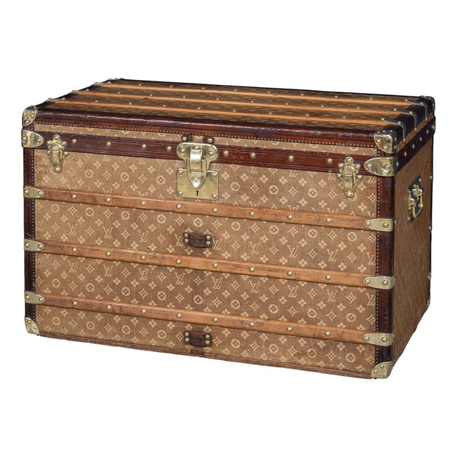 Antique 19th Century Louis Vuitton Courier Trunk in Woven Canvas, France, 1896 For Sale