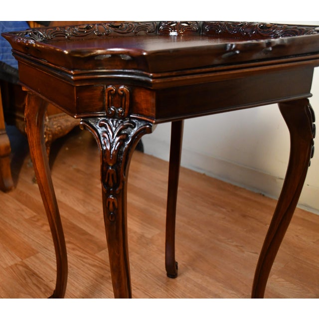 1940s Pair of English Chippendale Carved Mahogany Side Tables / End Tables For Sale - Image 18 of 18
