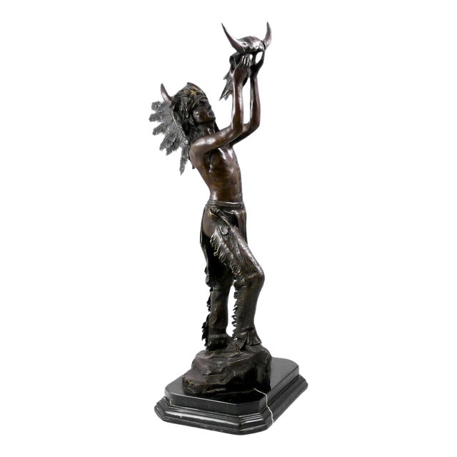 19th Century Bronze Sculpture Representing an Indian American For Sale