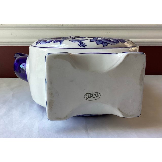 Vintage Gzhel Porcelain Donut Teapot – Blue & White – 14½” Tall For Sale In Washington DC - Image 6 of 11