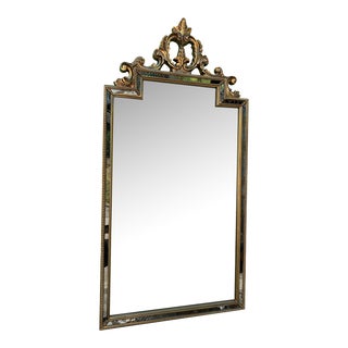 Contemporary Gold Traditional Regency Style Wall Mirror With Gold Glass Accent For Sale