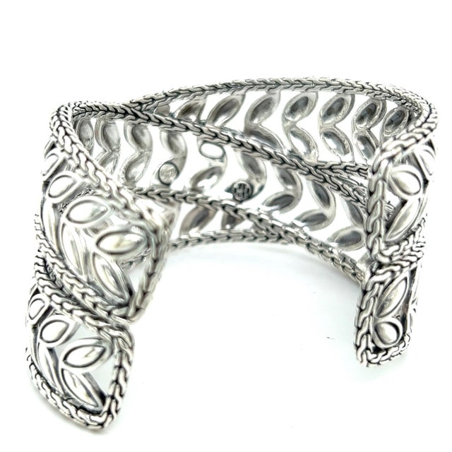 1990s John Hardy Estate Cuff Bangle 7.5" Sterling Silver For Sale - Image 4 of 6
