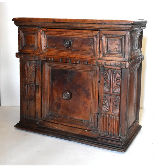 Renaissance Late 16th to Early 17th-Century Italian Walnut Credenzino Cabinet For Sale - Image 3 of 13