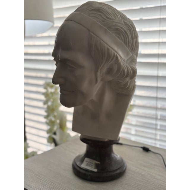 White 1960s Large Neoclassical Classical Male Bust Sculpture – White Stone/Marble on Black Marble Base For Sale - Image 8 of 12