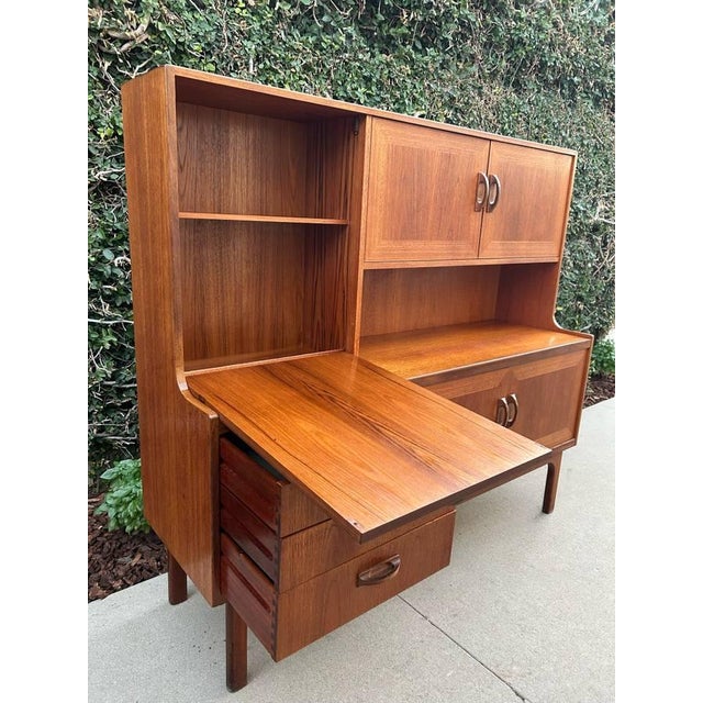 1960s Mid Century Teak Sideboard/Buffet Liquor Bar/Hutch G-Plan For Sale - Image 10 of 13