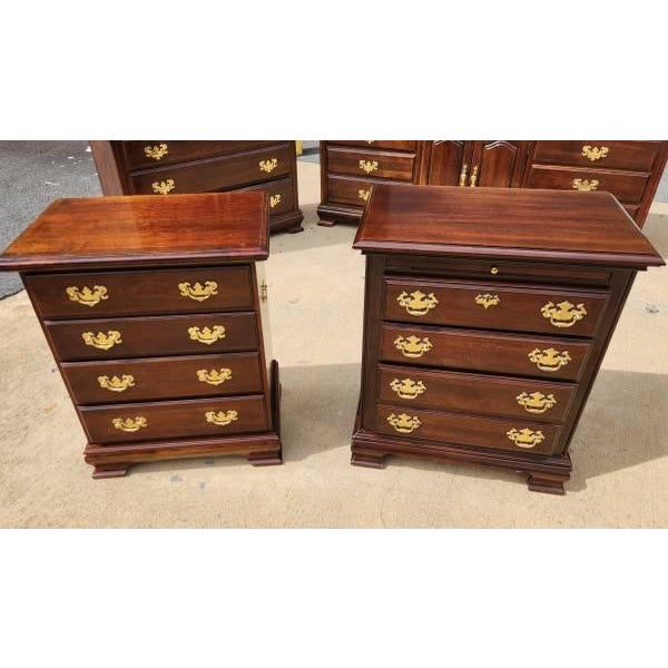 Kincaid Complete King Bedroom Set For Sale In Washington DC - Image 6 of 8