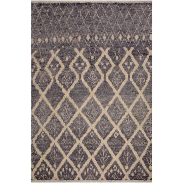 Gray 1990s Modern Moroccan Wool Rug - 7′11″ × 10′4″ For Sale - Image 8 of 8