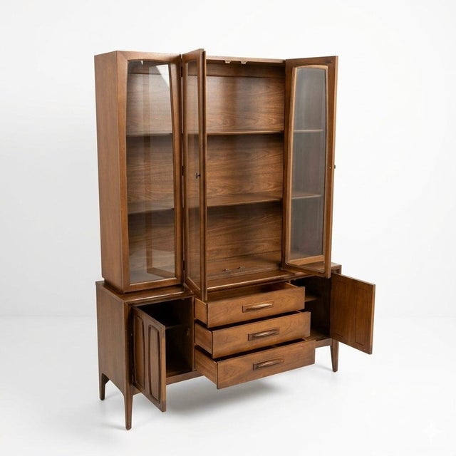 1960s Broyhill Emphasis Vintage Mid Century Modern 2 Piece Buffet and Hutch China Cabinet C. 1960s, Attributed For Sale - Image 5 of 9