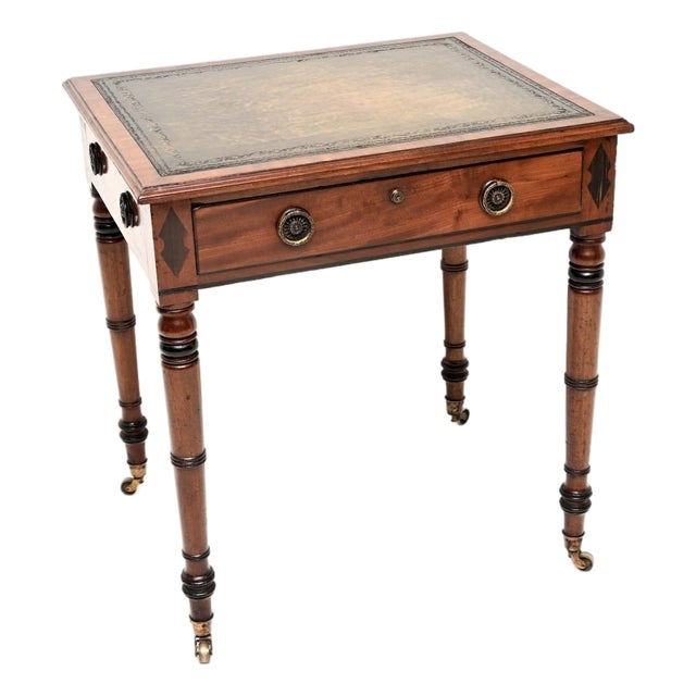 Antique Georgian Leather Top Writing Table, 1800 For Sale