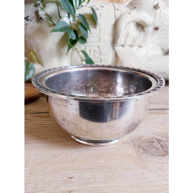 Mid-Century Modern Vintage Silver Plated Serving Bowl From the Essex House Hotel Nyc For Sale - Image 3 of 6