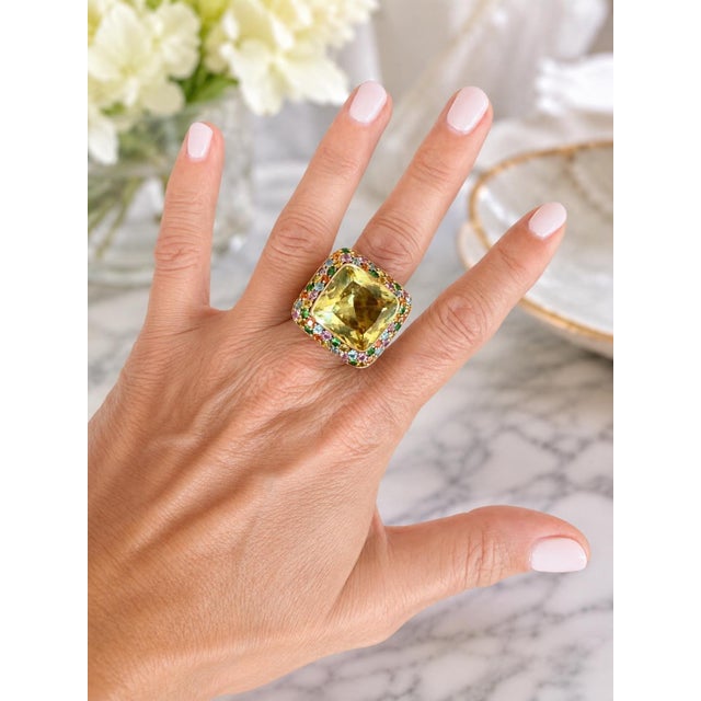 1980s Zorad Italian 18k Gold Citrine & Multi-Color Sapphire Statement Ring, Size 7.5 For Sale - Image 15 of 17