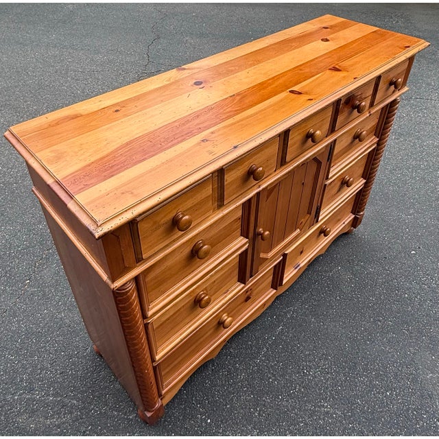 Farmhouse Broyhill Yorkshire Market Rustic Pine Farmhouse Dresser For Sale - Image 3 of 12