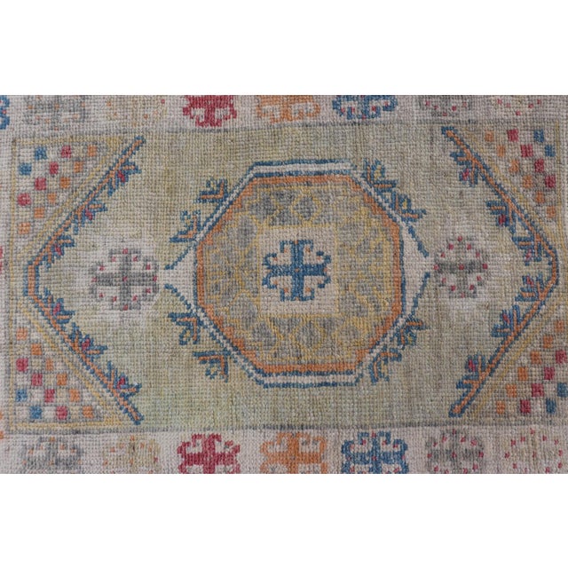 Late 20th Century Reproduction Turkish Oushak Rug With Multicolor Geometric Patterns 2'8" X 4'3" For Sale - Image 5 of 10