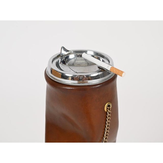1960s Mid-Century Pleated Leather and Brass Floor Ashtray from Nova Tecno, Italy, 1960s For Sale - Image 5 of 17