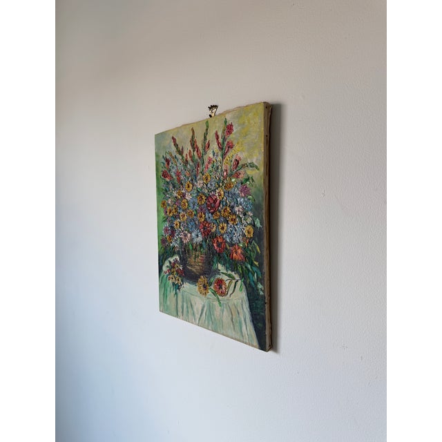 Traditional Vintage Impressionist Floral Still Life Oil Painting on Canvas - Unframed For Sale - Image 3 of 13