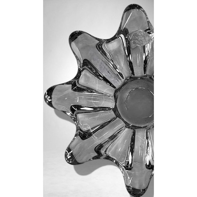 Vannes-Le-Châtel Cristalleries French Clear Crystal Centerpiece For Sale - Image 11 of 18