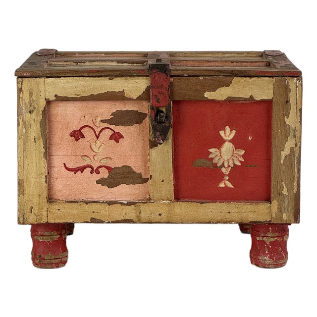 Antique Primitive Folk Art Distressed Keepsake Box in Circus Like Color Motif & Floral Painting For Sale