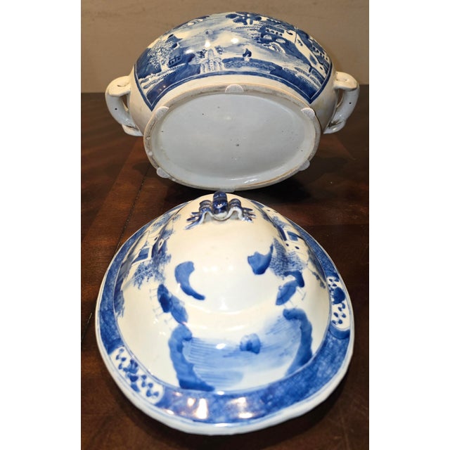 16th Century 16th Century Qing Dynasty Blue and White Porcelain Tureen For Sale - Image 5 of 6