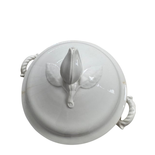 1940s 1940s Boch La Louviere Belgian Soup Tureen With Tulip Handle For Sale - Image 5 of 7